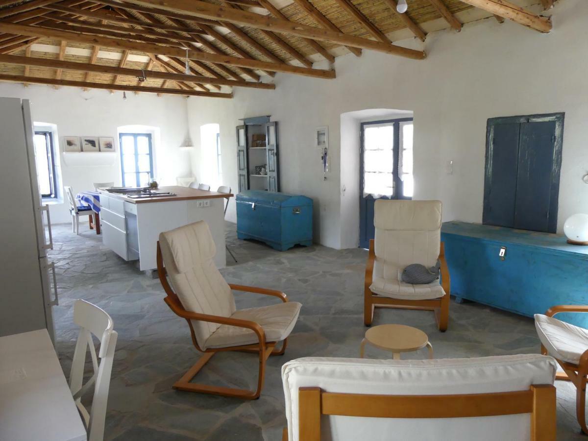 Lovely Traditionnal House With Sea View Tiros Ngoại thất bức ảnh